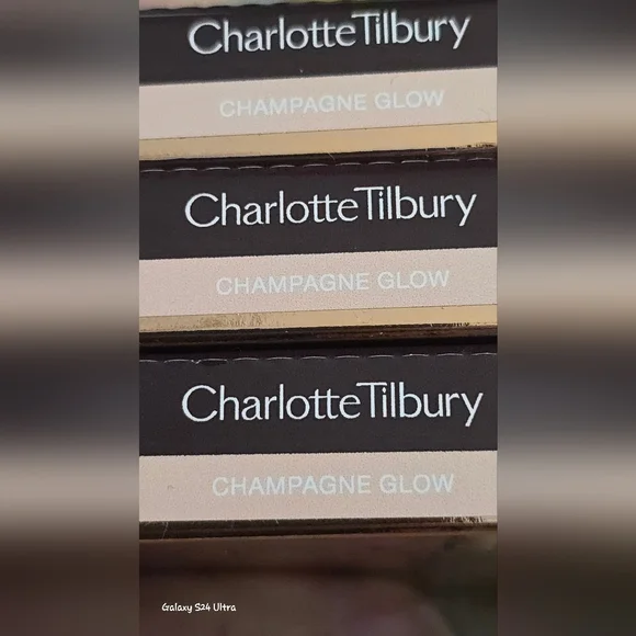 Charlotte Tilbury Bundle - Picture 6 of 9